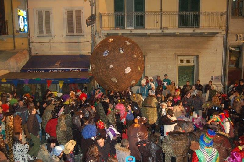 Era il 2010 ed una gigantesca palla di...
