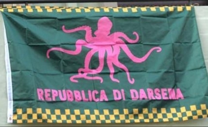 Ma te un l’hai ancora comprata la bandiera…