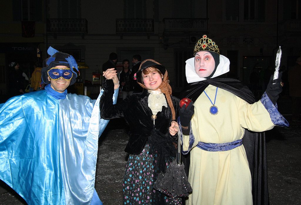In Darsena è meglio in maschera