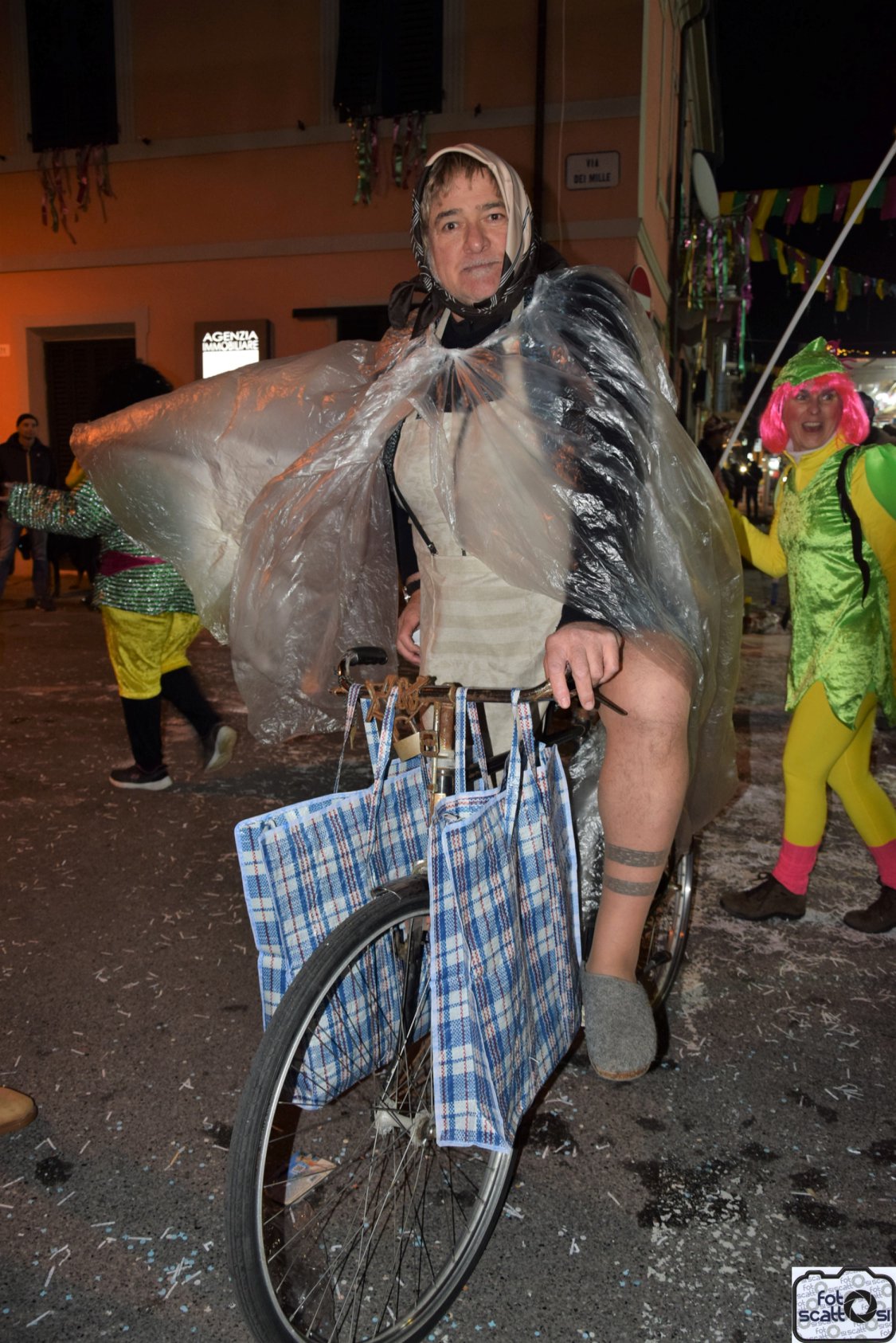 La Robertona @[100000107422499:2048:Marco Bemi]