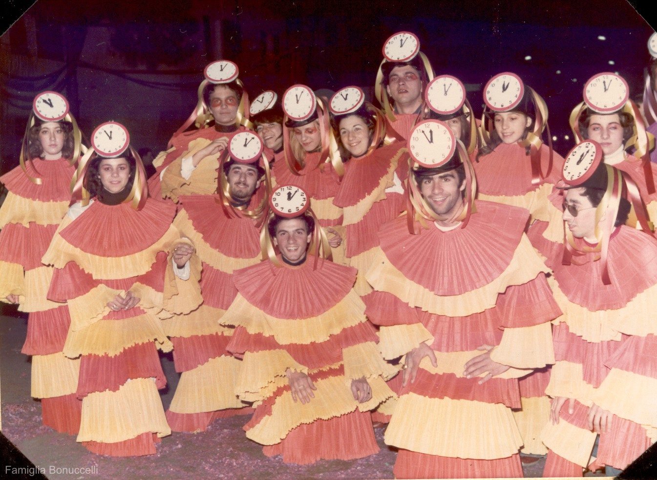 "La Danza Delle Ore" - Mascherata Festa a...