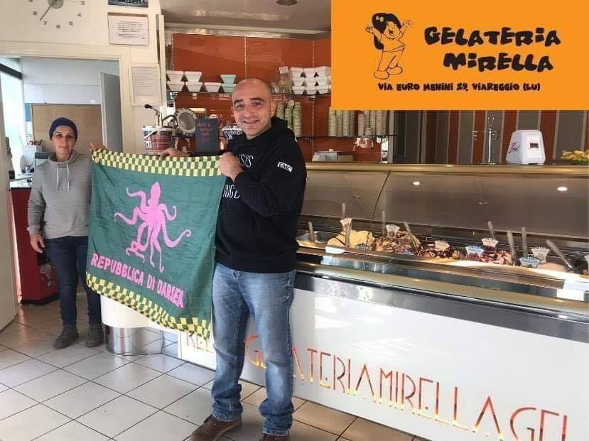 @[100063586479716:2048:Gelateria Mirella]