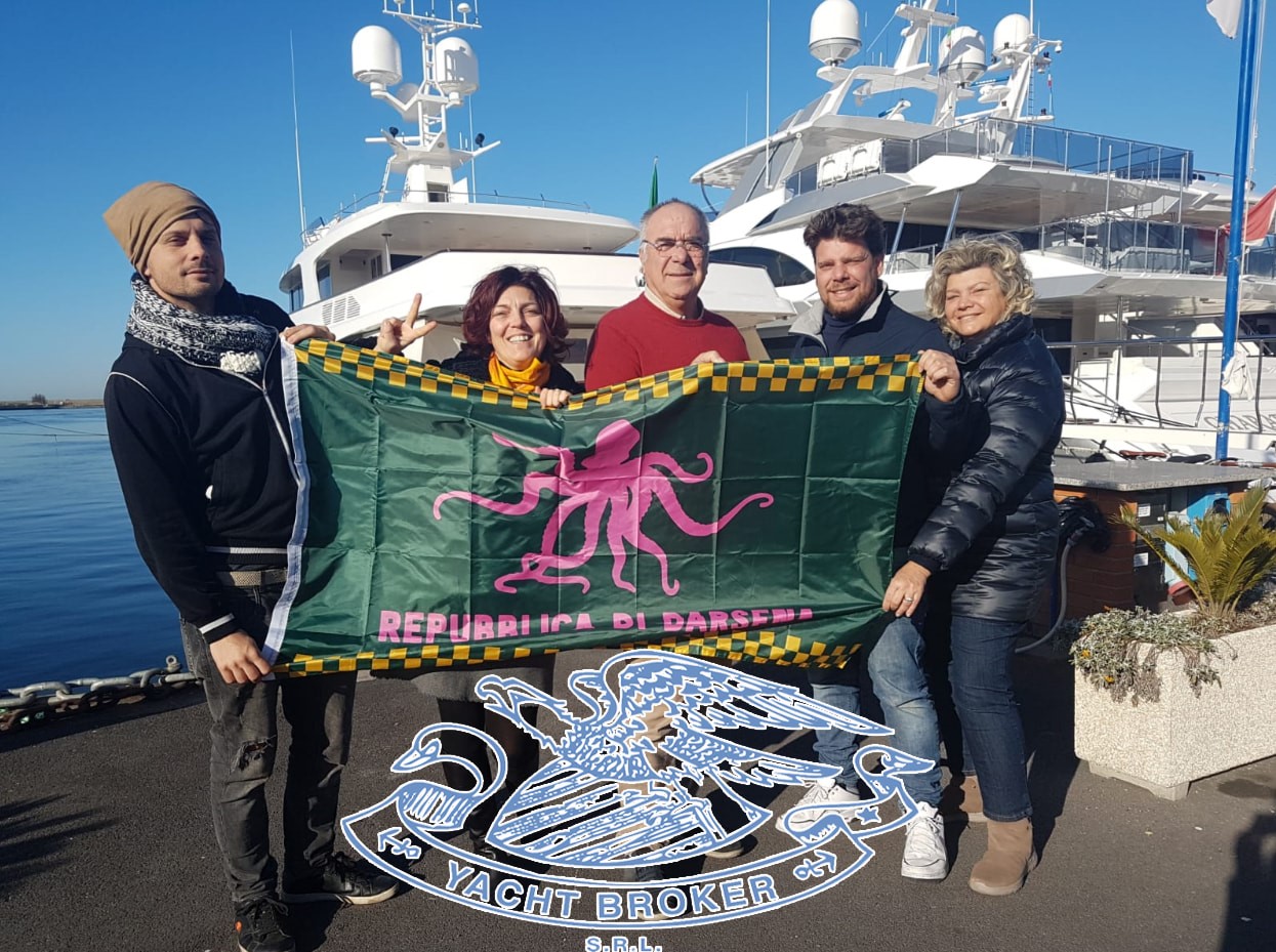 @[100067023184571:2048:Yacht Broker srl]