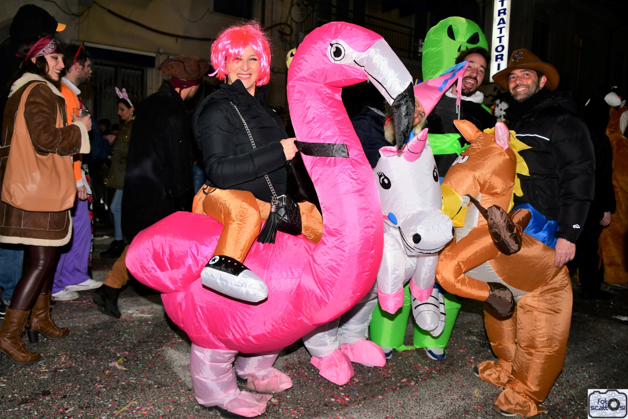 Carnevaldarsena ha aggiunto 64 nuove foto.