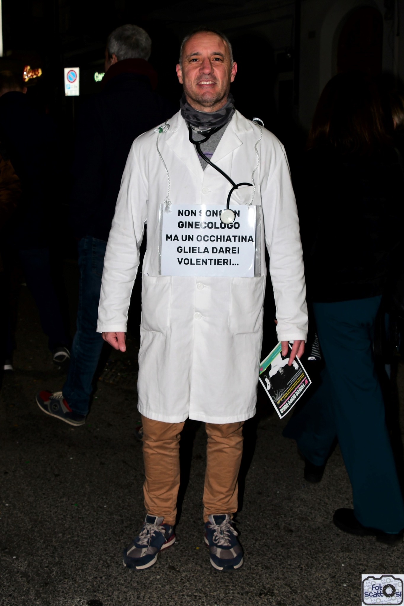 Una sezione di maschere che hanno partecipato a...